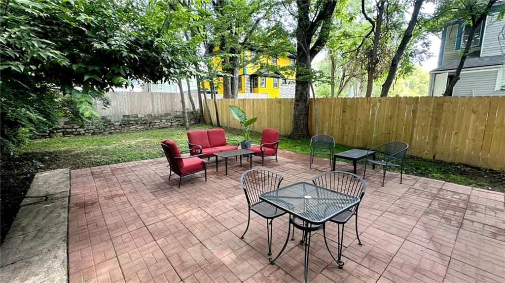 1014 E 42nd Street — photo 35