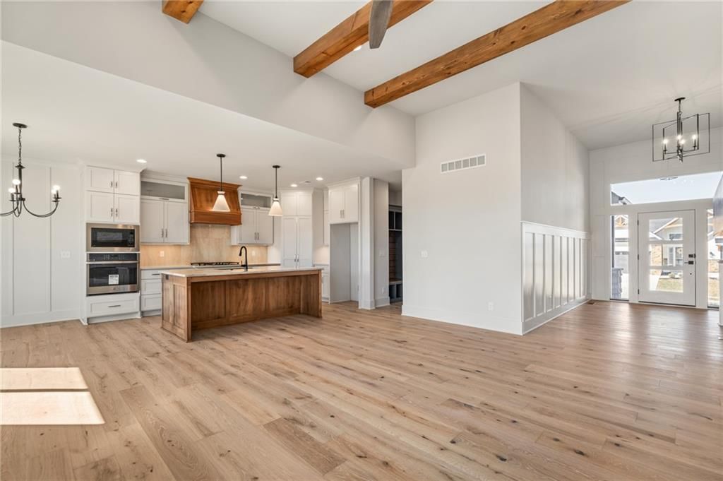 1401 Kintyre Court — photo 13