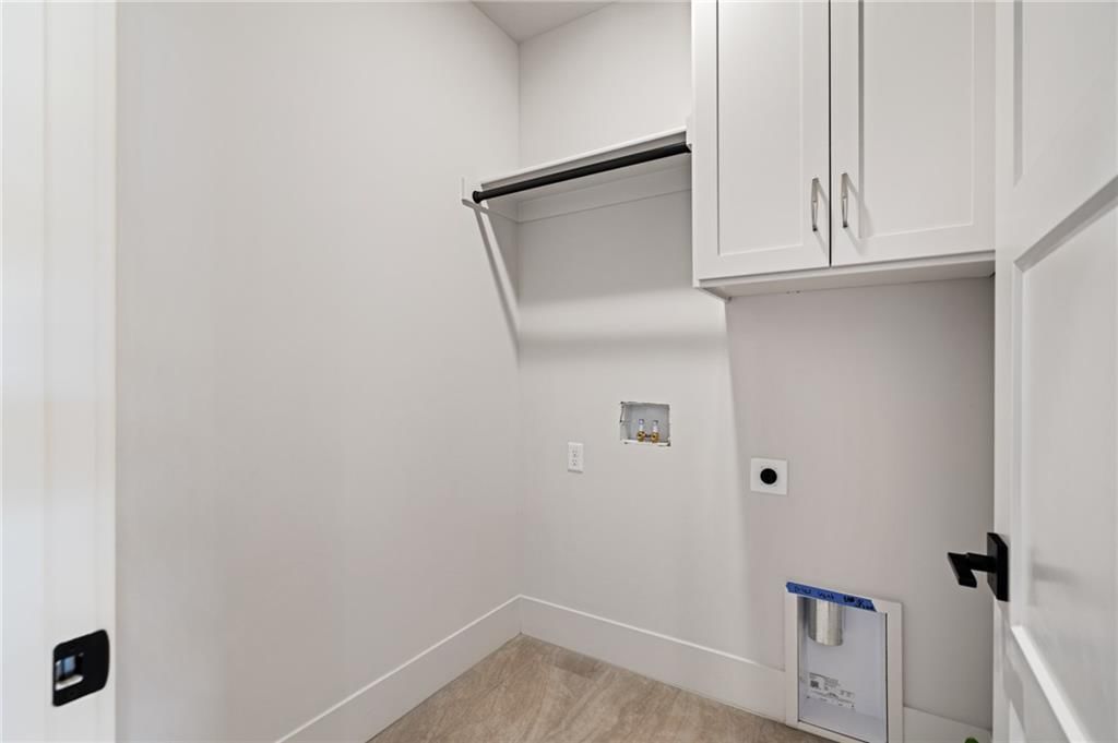 1401 Kintyre Court — photo 21