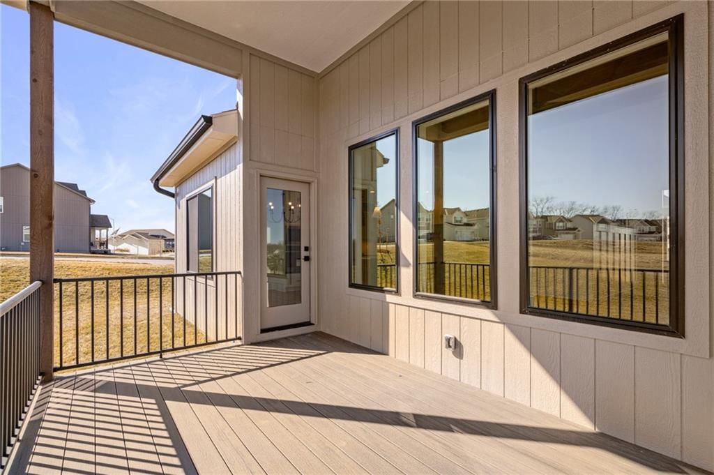 1401 Kintyre Court — photo 35