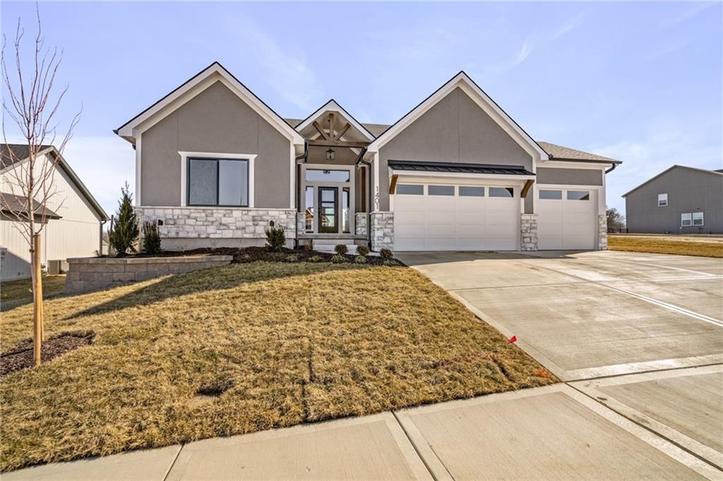 1401 Kintyre Court — photo 46
