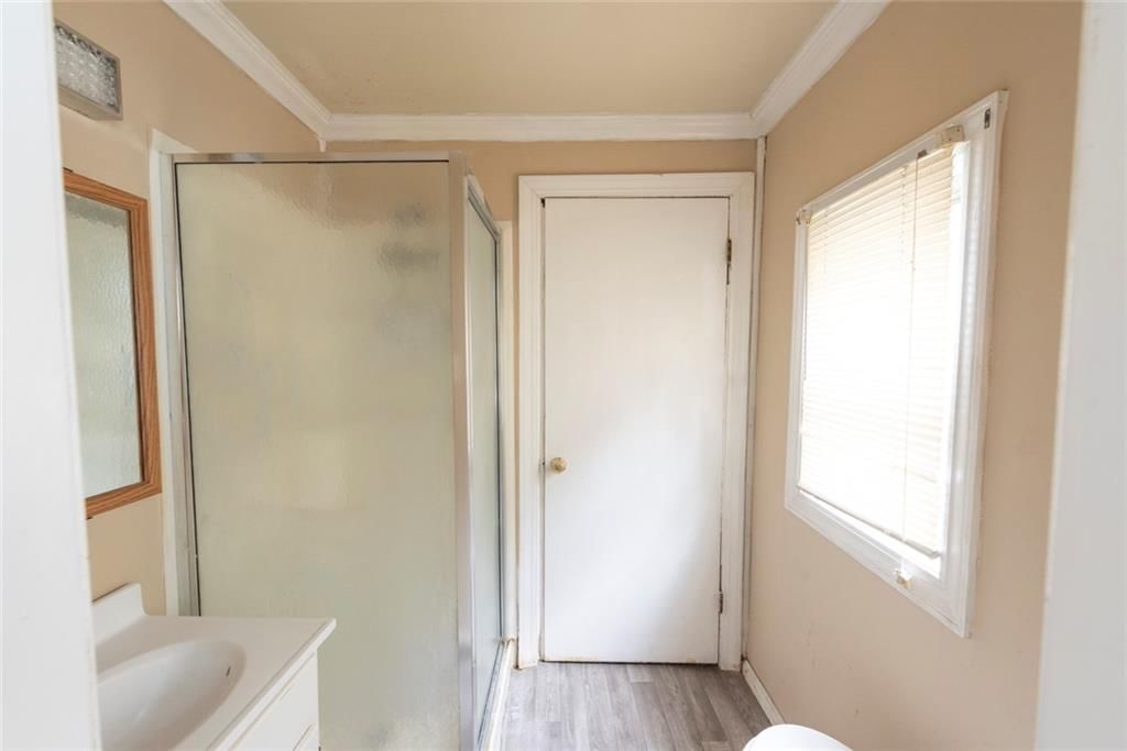 1129 Metropolitan Avenue — photo 10