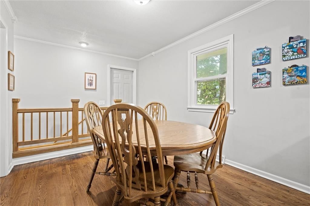 9925 Flora Avenue — photo 14