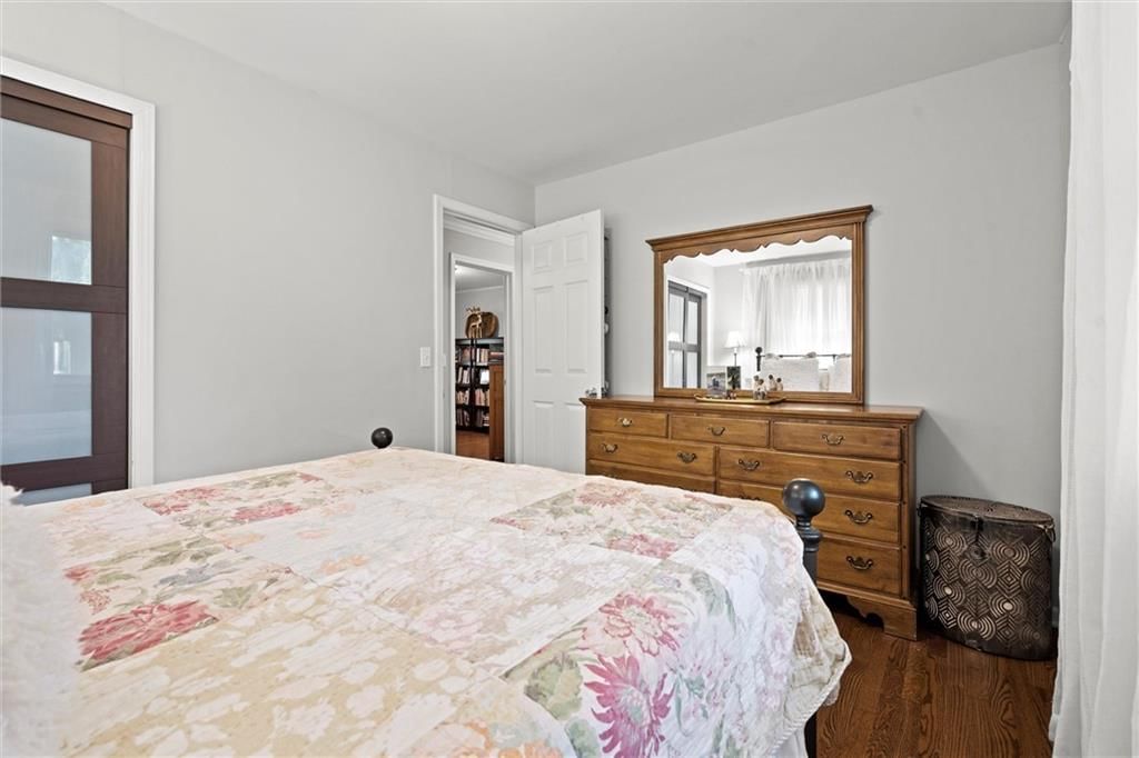 9925 Flora Avenue — photo 16
