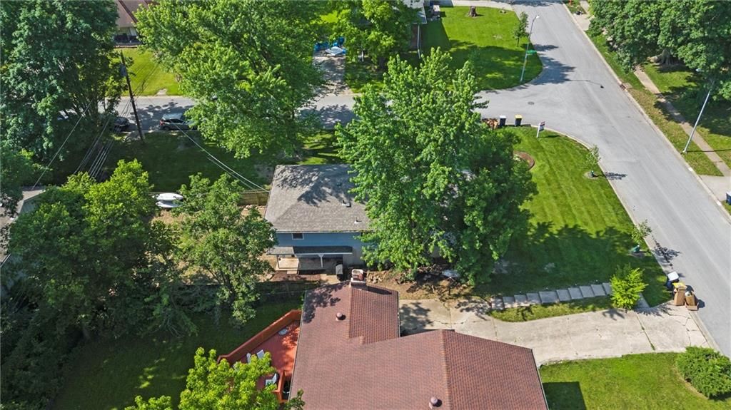 9925 Flora Avenue — photo 28