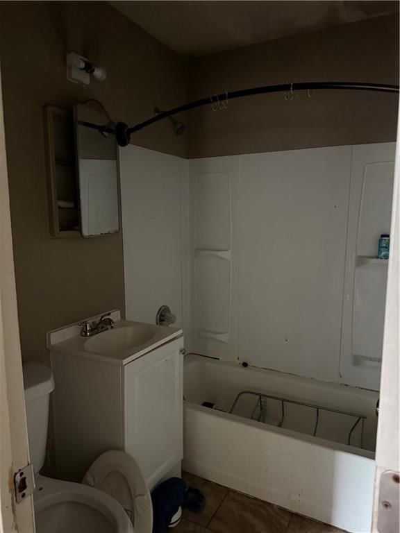 10908 CAMBRIDGE Avenue — photo 8