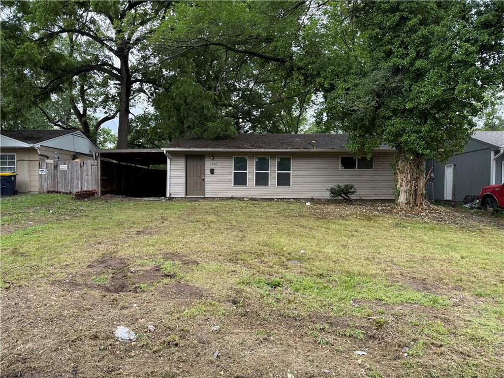 10908 CAMBRIDGE Avenue — photo 10