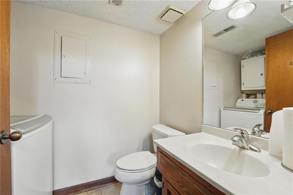 750 SE Claremont Court — photo 15