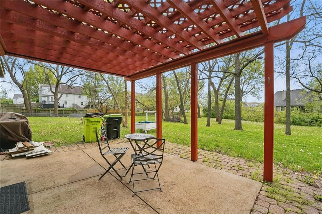 750 SE Claremont Court — photo 26