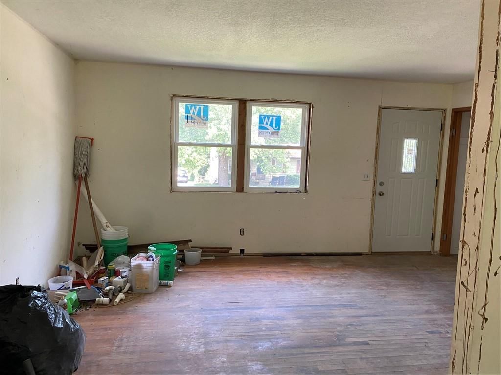 8017 NE 50th Street — photo 6
