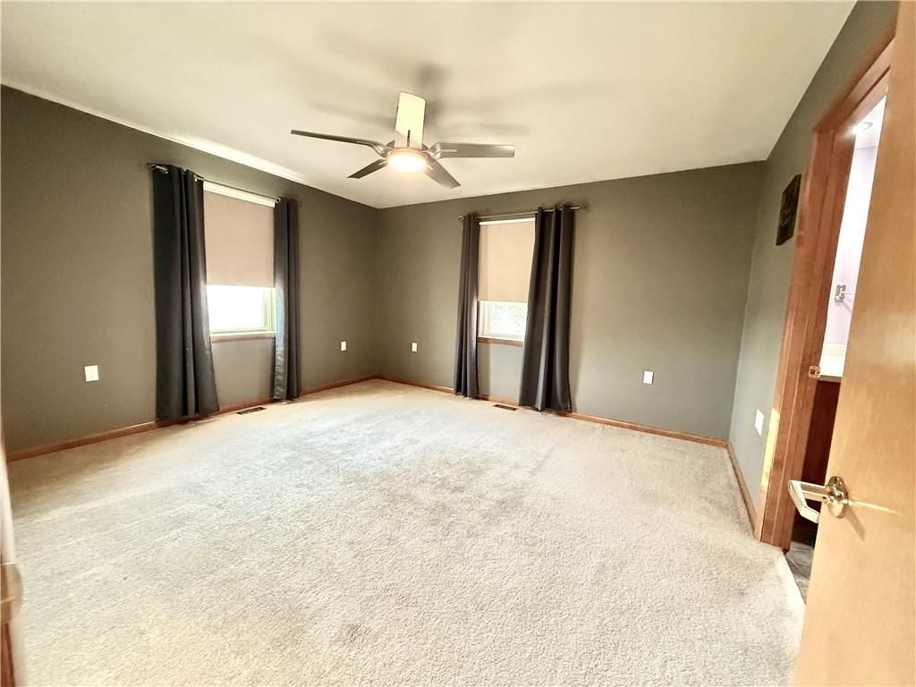 302 W 16TH Street — photo 12