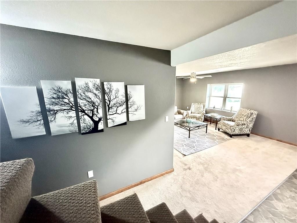 302 W 16TH Street — photo 20