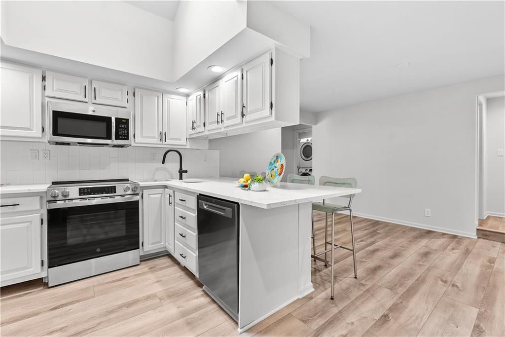 44 G Street — photo 11