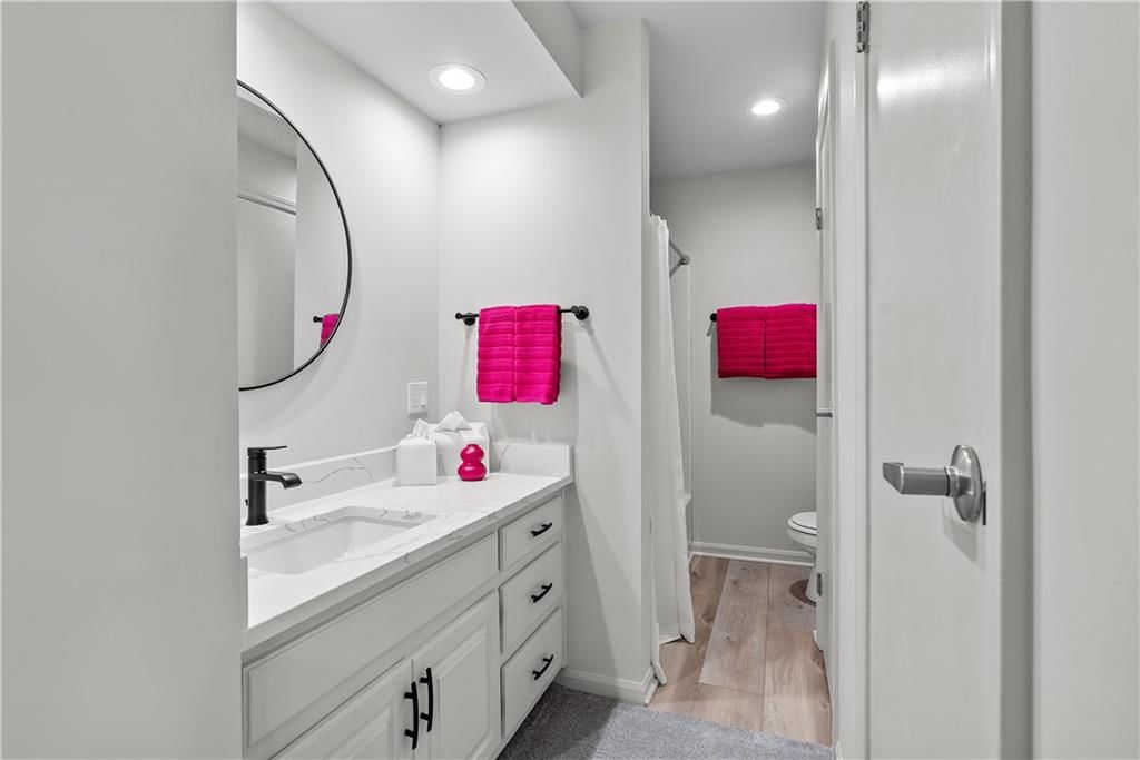 44 G Street — photo 17