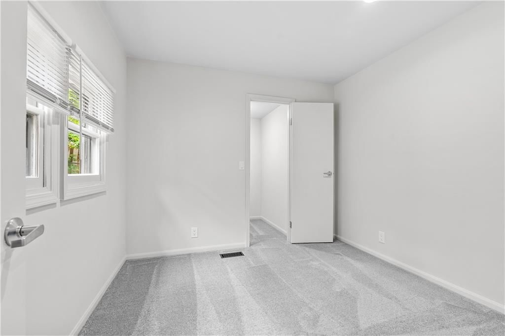 44 G Street — photo 22
