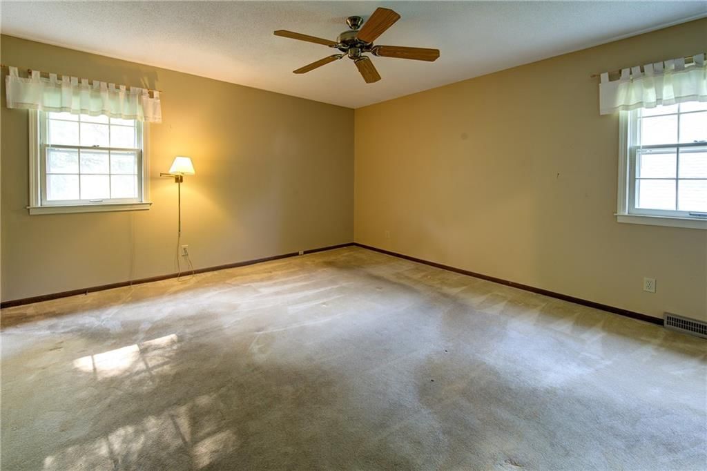 6745 N Garfield Avenue — photo 14