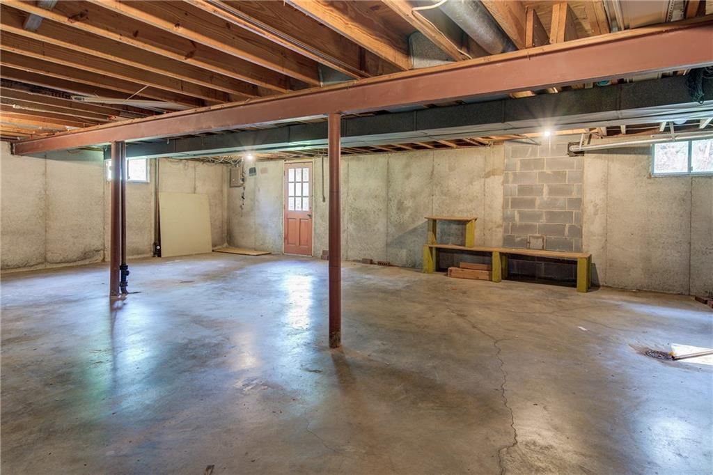 6745 N Garfield Avenue — photo 20
