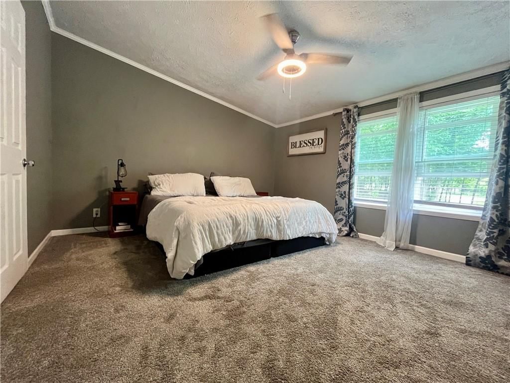 29337 Oxford Road — photo 8