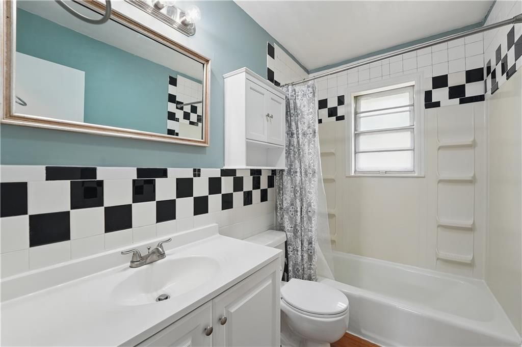 52 Florentina Street — photo 11