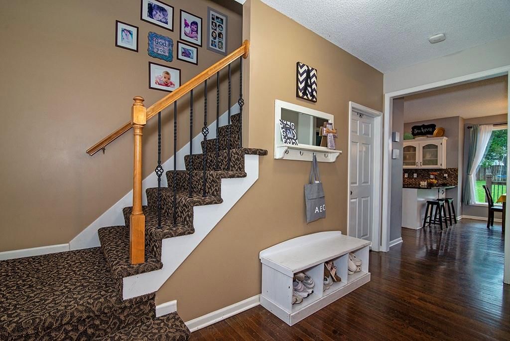 4737 Lone Elm Street — photo 2