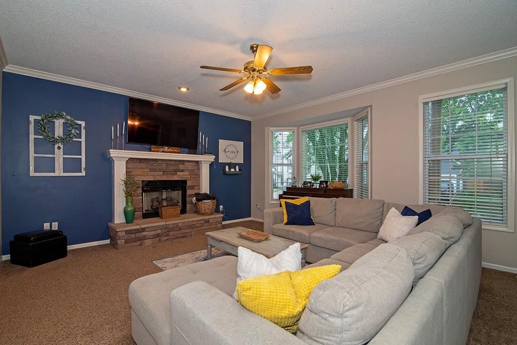 4737 Lone Elm Street — photo 4