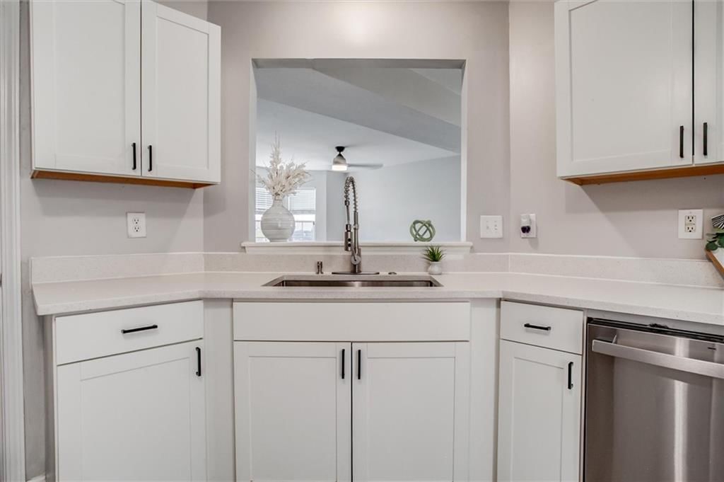 615 Brooklyn Avenue — photo 17