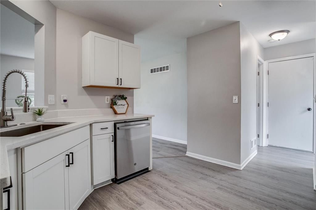 615 Brooklyn Avenue — photo 18