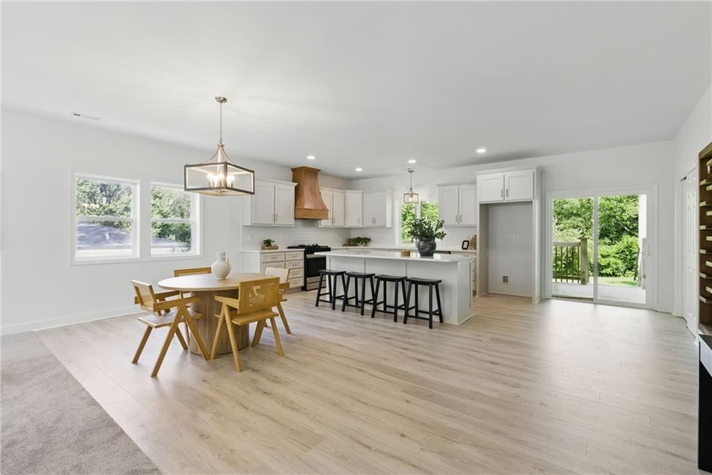 Photo 6 of 37 - 2923 N 52nd Street
