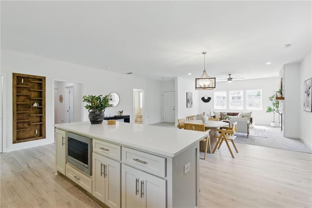 Photo 12 of 37 - 2923 N 52nd Street