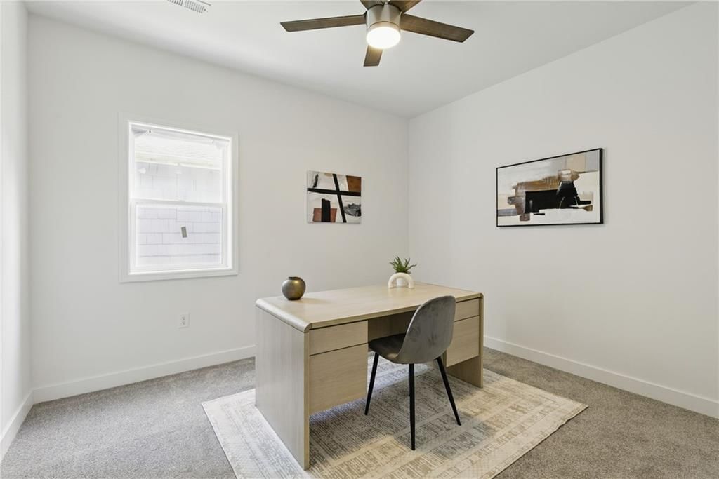 Photo 20 of 37 - 2923 N 52nd Street