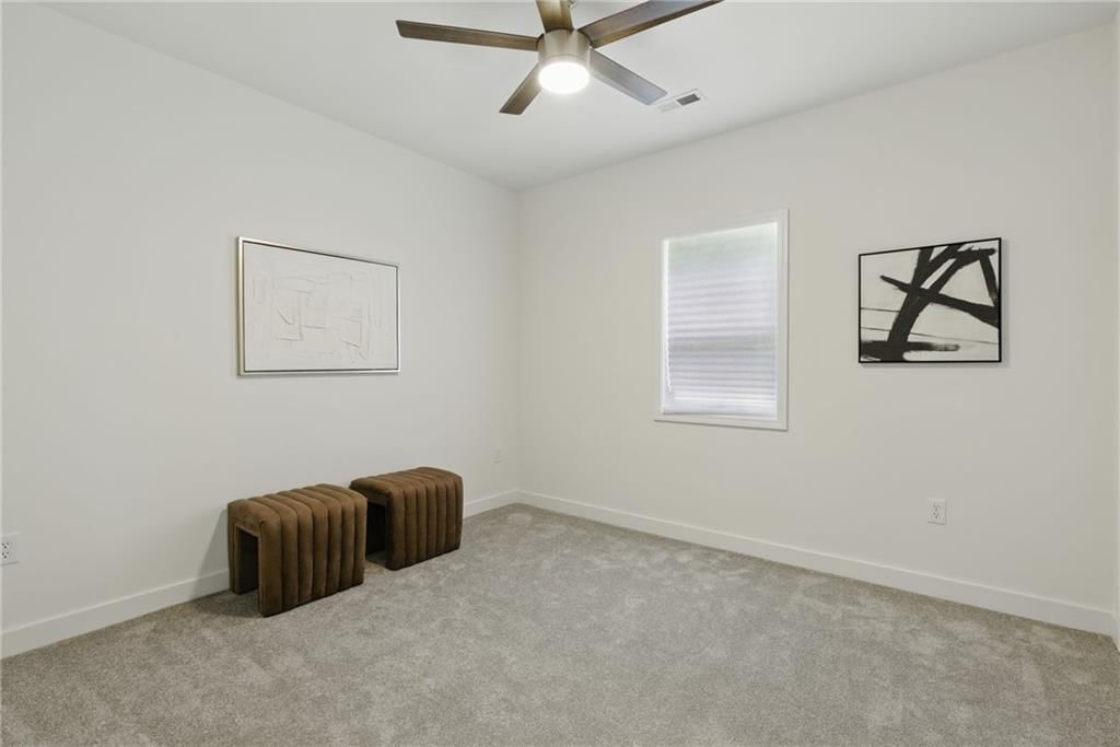 Photo 24 of 37 - 2923 N 52nd Street
