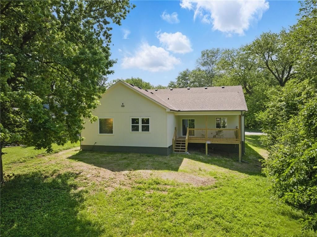 Photo 34 of 37 - 2923 N 52nd Street