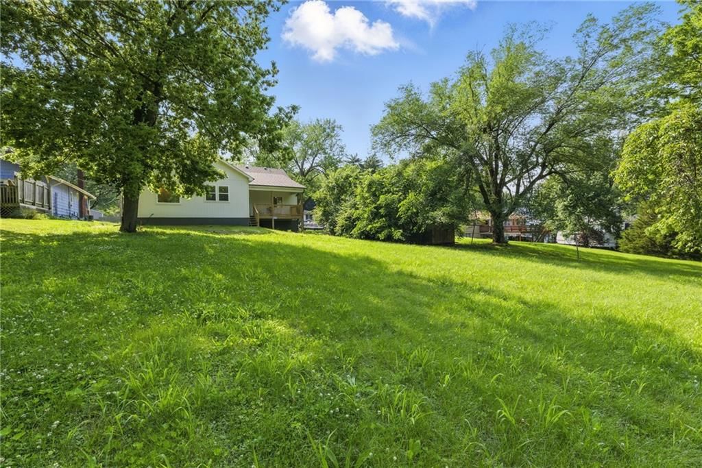 Photo 36 of 37 - 2923 N 52nd Street