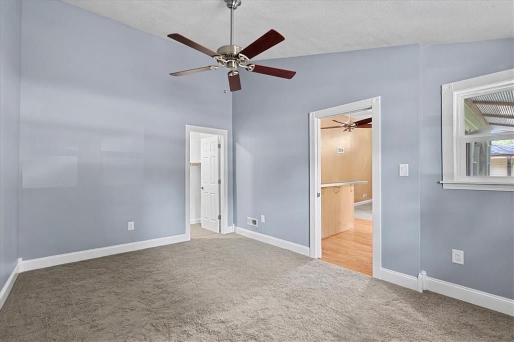 109 N Hawthorne Avenue — photo 15