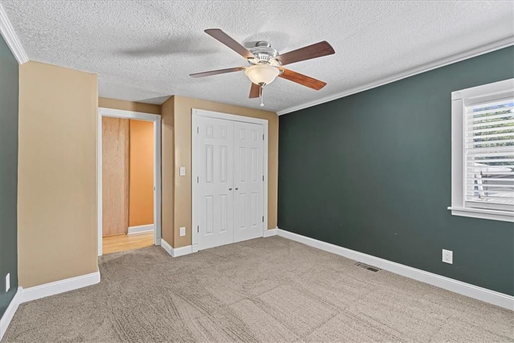 109 N Hawthorne Avenue — photo 19