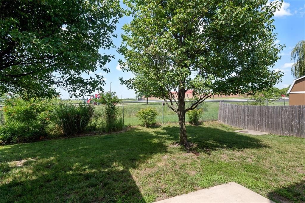613 W 3rd Terrace — photo 26