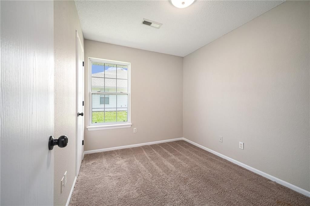 214 NW Parker Drive — photo 12