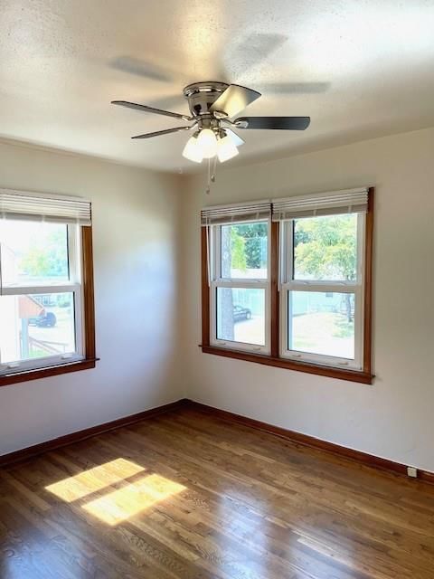 7429 Walrond Avenue — photo 8