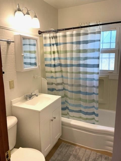 7429 Walrond Avenue — photo 9