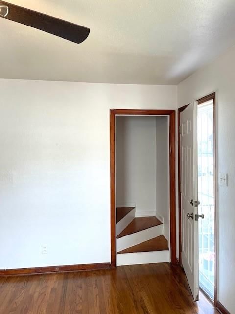 7429 Walrond Avenue — photo 10