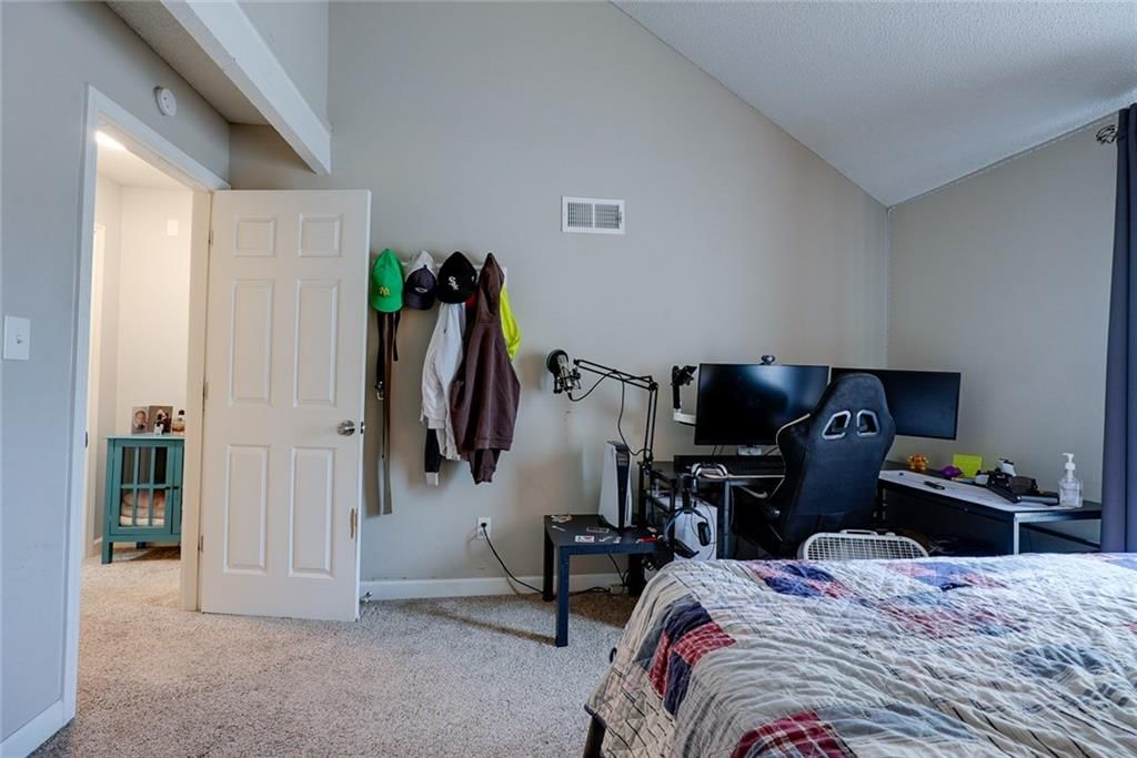 5972 N Bellefontaine Avenue — photo 15