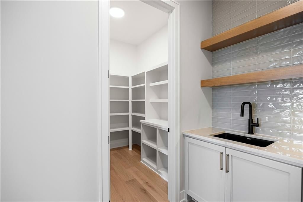 12110 W 173rd Terrace — photo 18