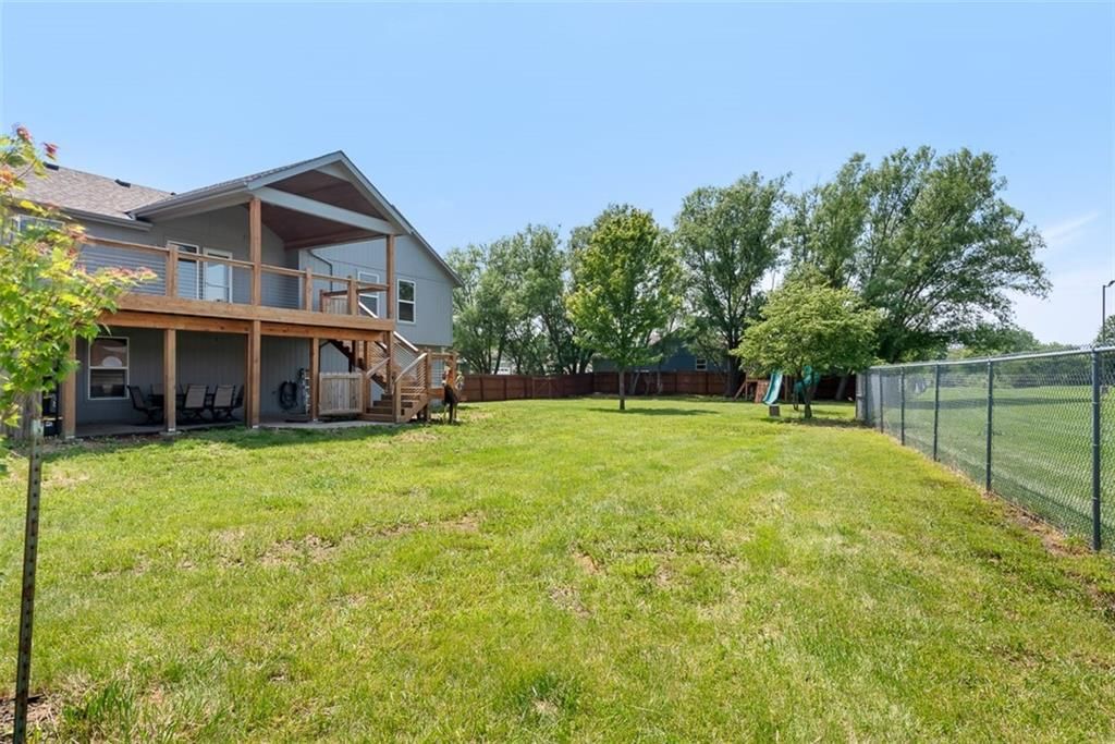 601 W 3rd Terrace — photo 30