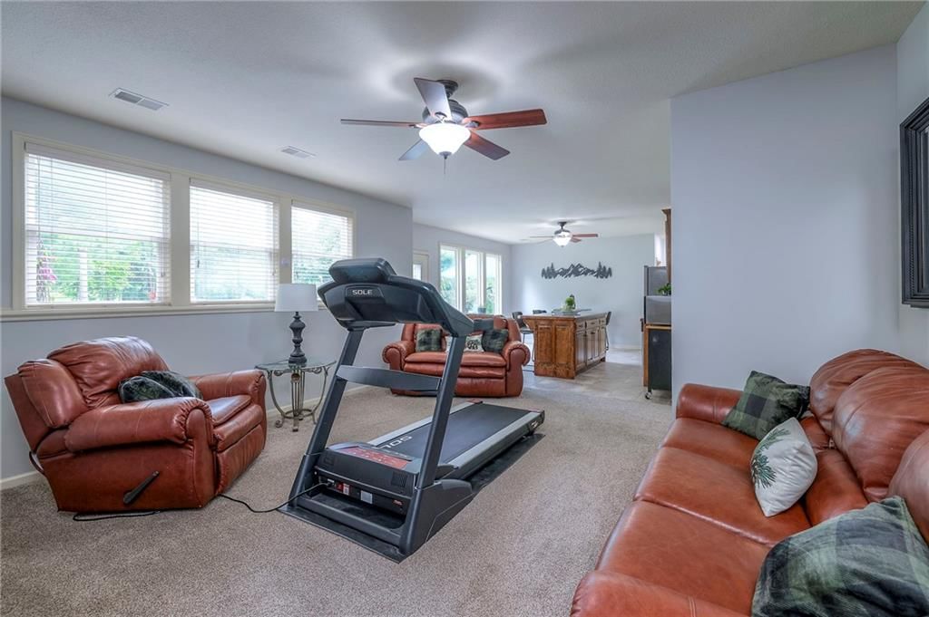 Photo 46 of 69 - 913 Birchwood Drive