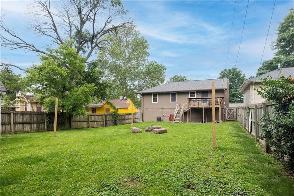 5011 N Elmwood Avenue — photo 23