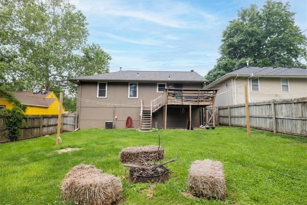 5011 N Elmwood Avenue — photo 26
