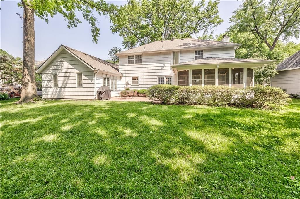8911 W 105th Terrace — photo 40