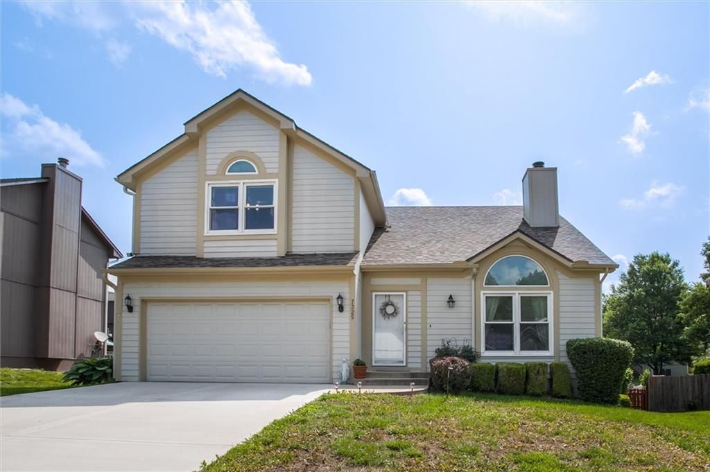7325 N Richmond Avenue, Kansas City, MO