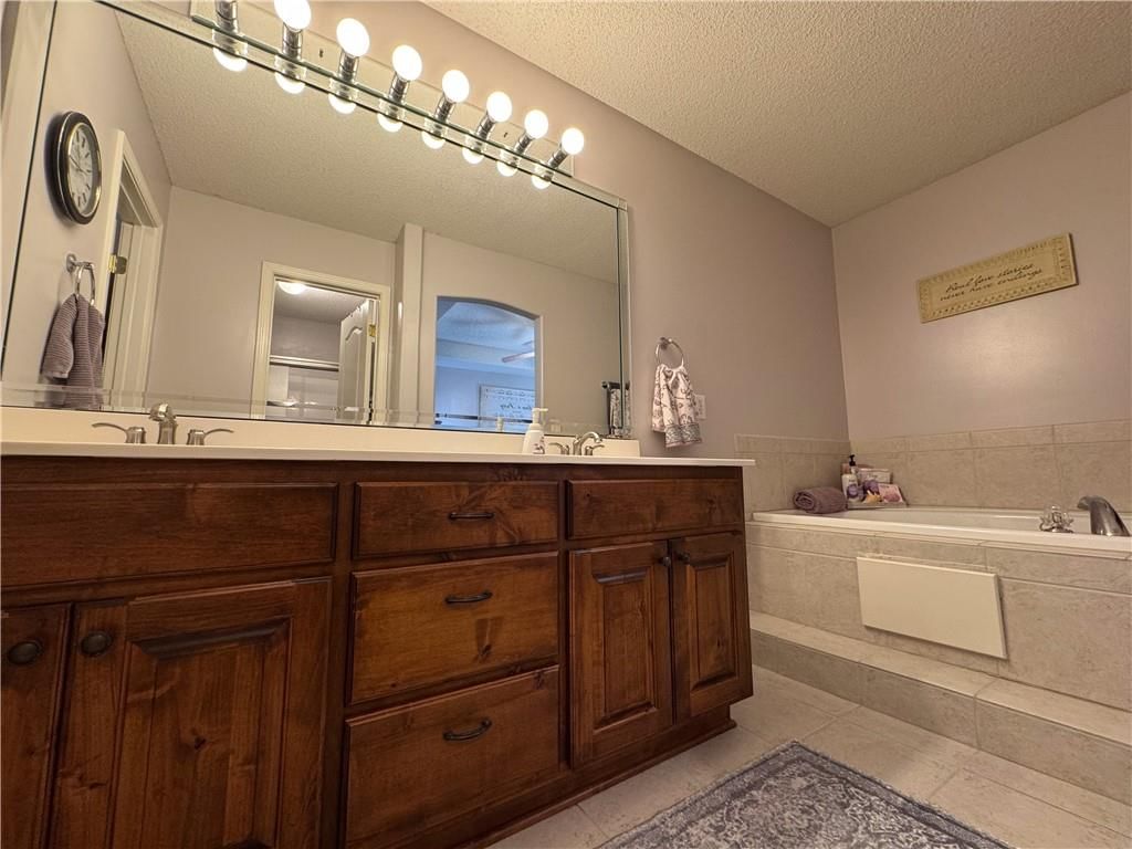 3251 SW Shadow Brook Drive — photo 27