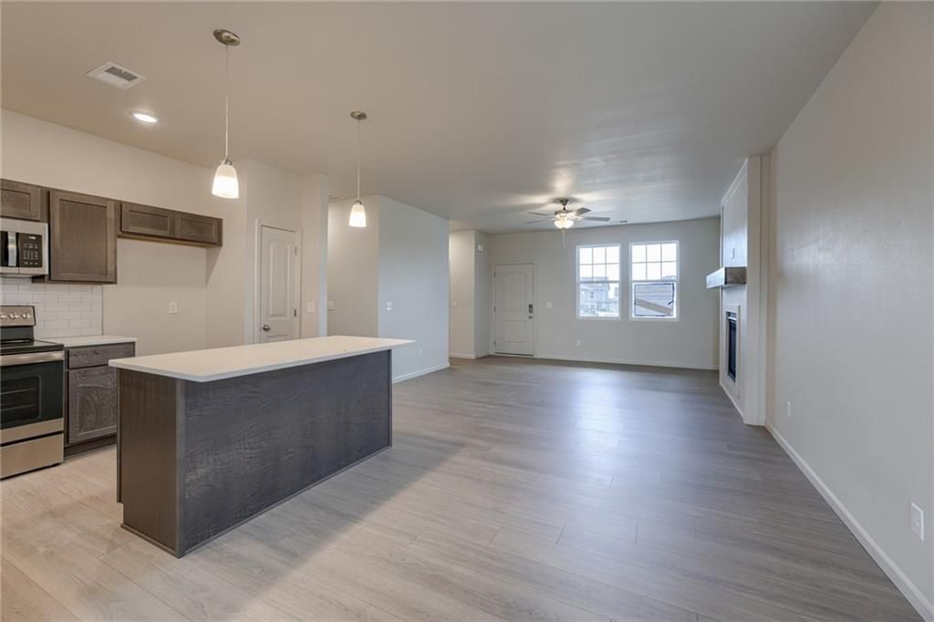 27027 E Oak View Drive — photo 2